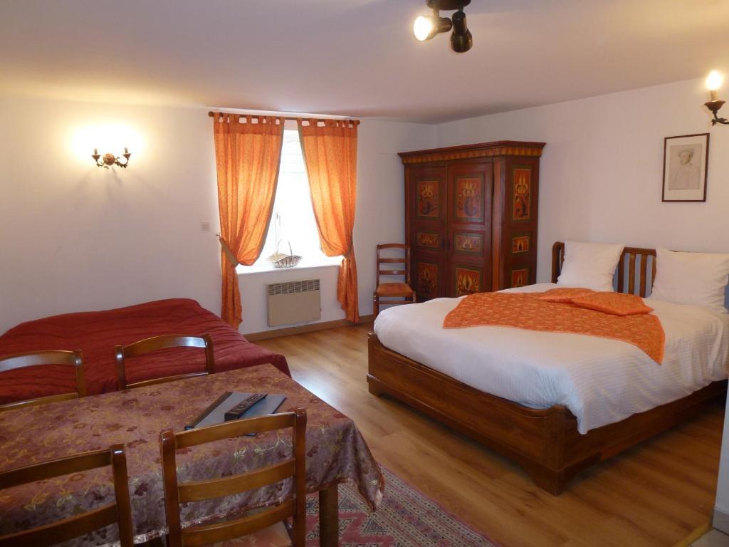 La Cour Du Bailli Suites & Spa Bergheim Rum bild