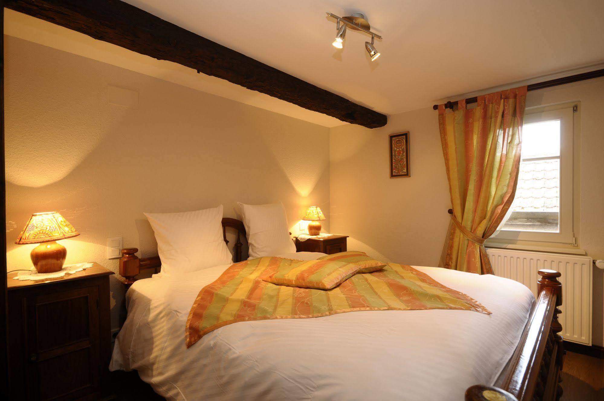 La Cour Du Bailli Suites & Spa Bergheim Exteriör bild